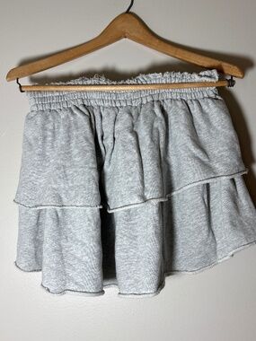 Aerie gray sweatshirt material layered skirt